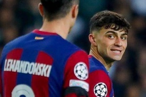 湖人vs快船實(shí)戰(zhàn)視頻